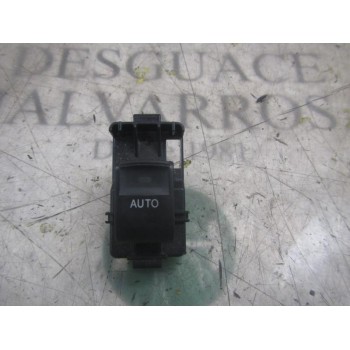 MANDO ELEVALUNAS TRASERO DERECHO 8481002140 