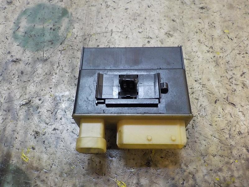 Recambio de caja precalentamiento para citroën c3 1.6 16v hdi referencia OEM IAM 6500EJ  