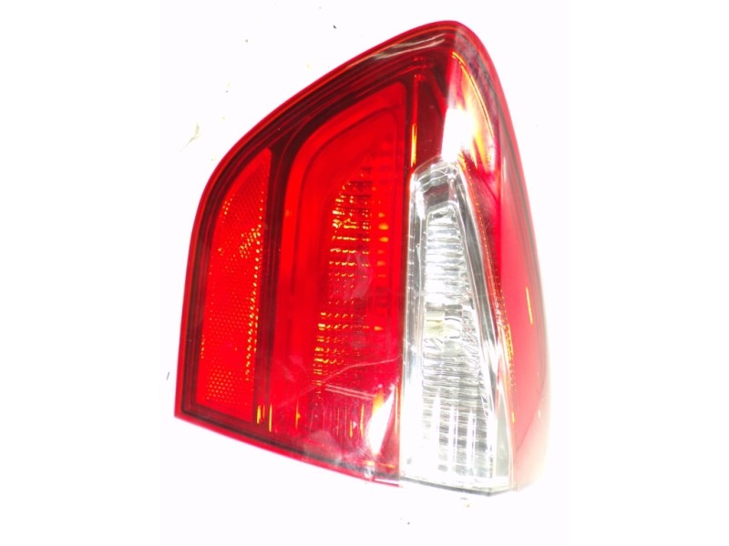 Recambio de piloto trasero derecho interior para kia rio 1.1 crdi cat referencia OEM IAM   