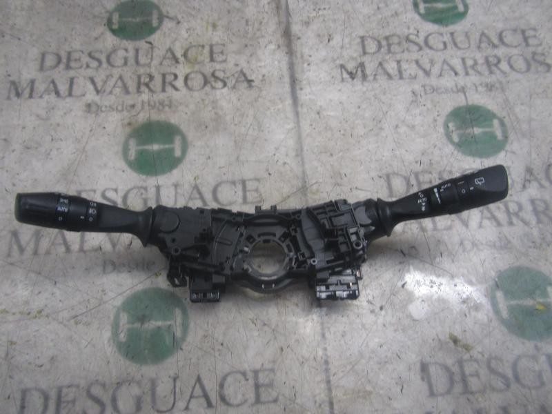 Recambio de mando luces para toyota auris touring sports (e18) 2.0 d-4d cat referencia OEM IAM 8414002720  