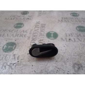 MANETA INTERIOR DELANTERA IZQUIERDA 