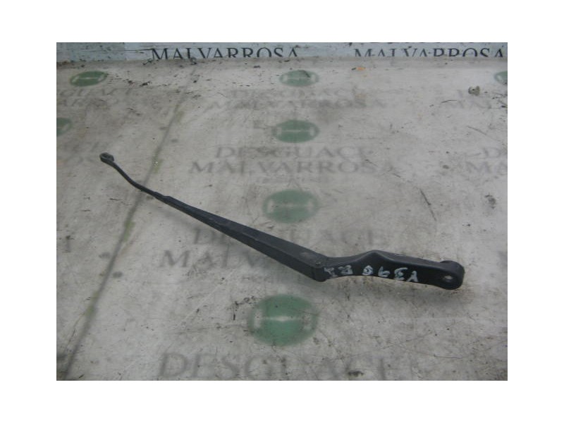 Recambio de brazo limpia delantero izquierdo para nissan almera (n15) gx referencia OEM IAM   