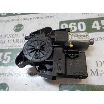MOTOR ELEVALUNAS TRASERO DERECHO 827300005R 827300005R 