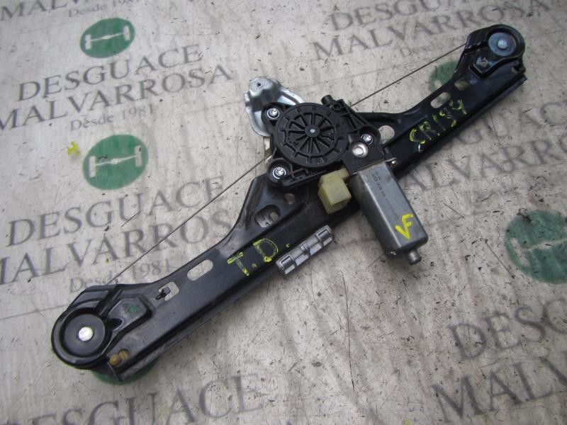 Recambio de elevalunas trasero derecho para mercedes-benz clase c (w203) berlina 2.7 cdi 20v cat referencia OEM IAM   