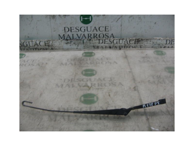 Recambio de brazo limpia delantero izquierdo para volkswagen polo berlina (6n1) básico referencia OEM IAM   