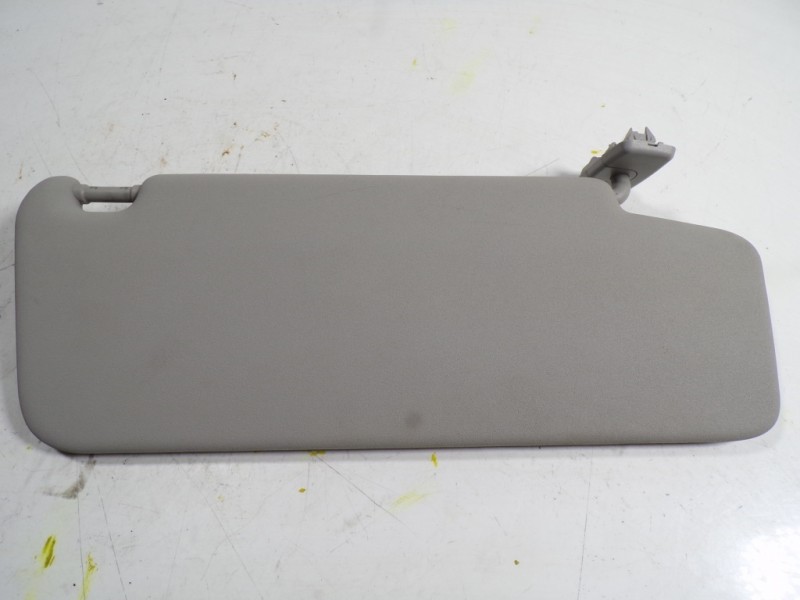 Recambio de parasol izquierdo para mercedes-benz clase c (w204) berlina 2.2 cdi cat referencia OEM IAM A20481045107F59  