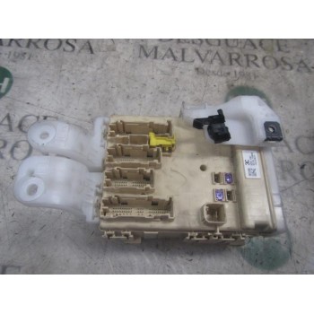 CAJA RELES / FUSIBLES 8273012X80 827301280 63583367