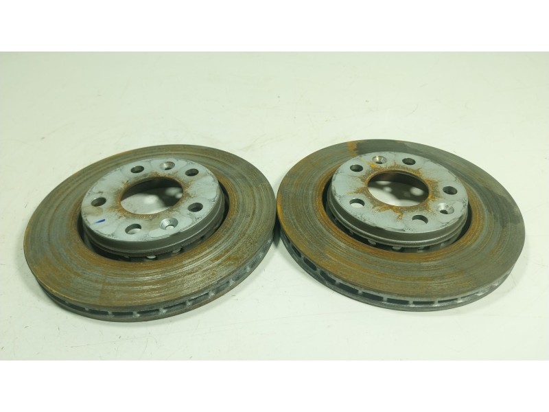 Recambio de disco freno delantero para nissan juke (f16_) 1.6 hybrid referencia OEM IAM 4020600Q2M  