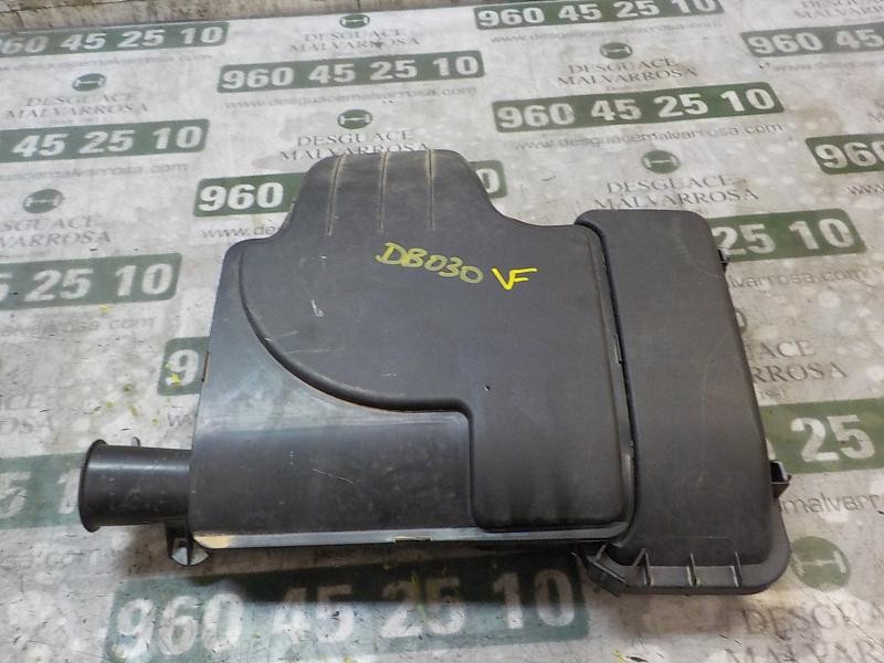 Recambio de filtro aire para toyota yaris 1.0 cat referencia OEM IAM 177050Q020  