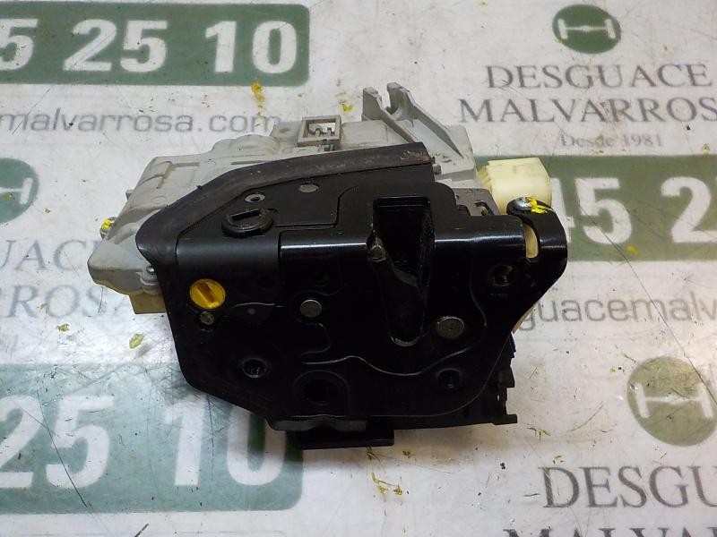 Recambio de cerradura puerta trasera izquierda para volkswagen passat variant (3c5) 1.9 tdi referencia OEM IAM 3C4839015A  
