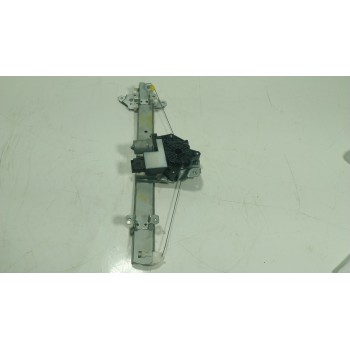 ELEVALUNAS DELANTERO IZQUIERDO 807216PA0A 807516PA1A 