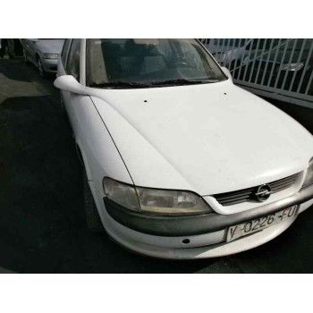 OPEL VECTRA B BERLINA
