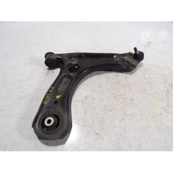 BRAZO SUSPENSION INFERIOR DELANTERO DERECHO 6R0407152F 
