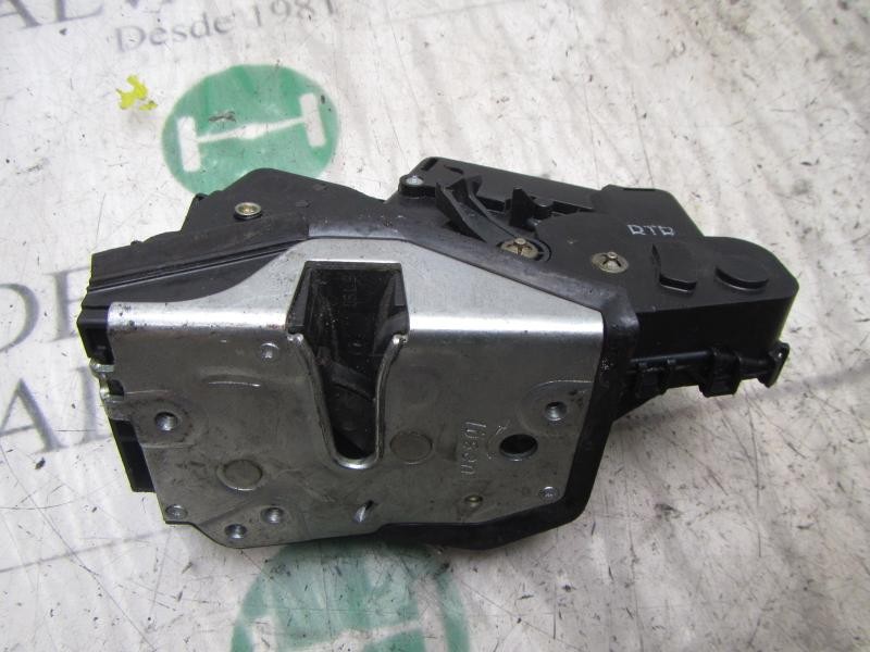 Recambio de cerradura puerta delantera derecha para bmw serie 3 berlina (e46) 320d referencia OEM IAM   