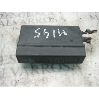 CAJA RELES / FUSIBLES 