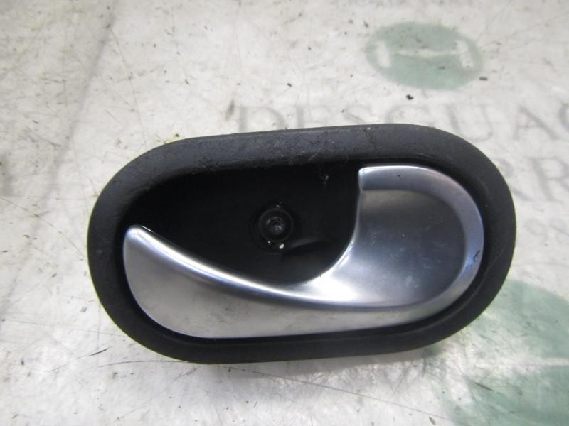 Recambio de maneta interior trasera derecha para renault scenic ii confort dynamique referencia OEM IAM   