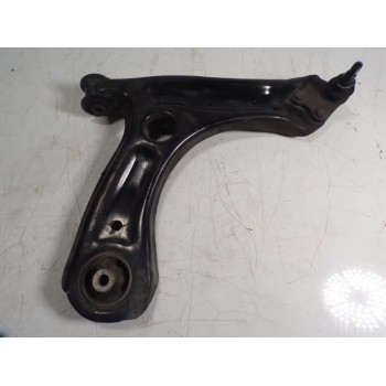 BRAZO SUSPENSION INFERIOR DELANTERO DERECHO 6R0407152F 