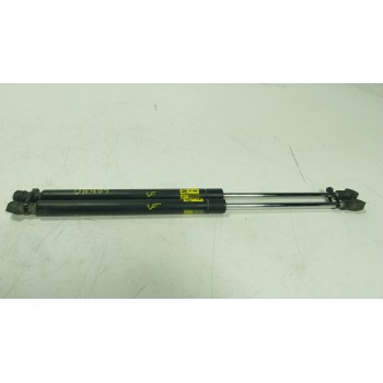 AMORTIGUADORES MALETERO / PORTON 6895076041 6896076041 