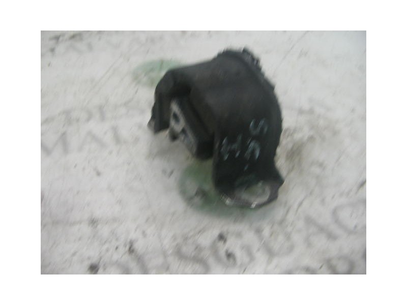 Recambio de soporte cambio para opel tigra 1.4 16v referencia OEM IAM   