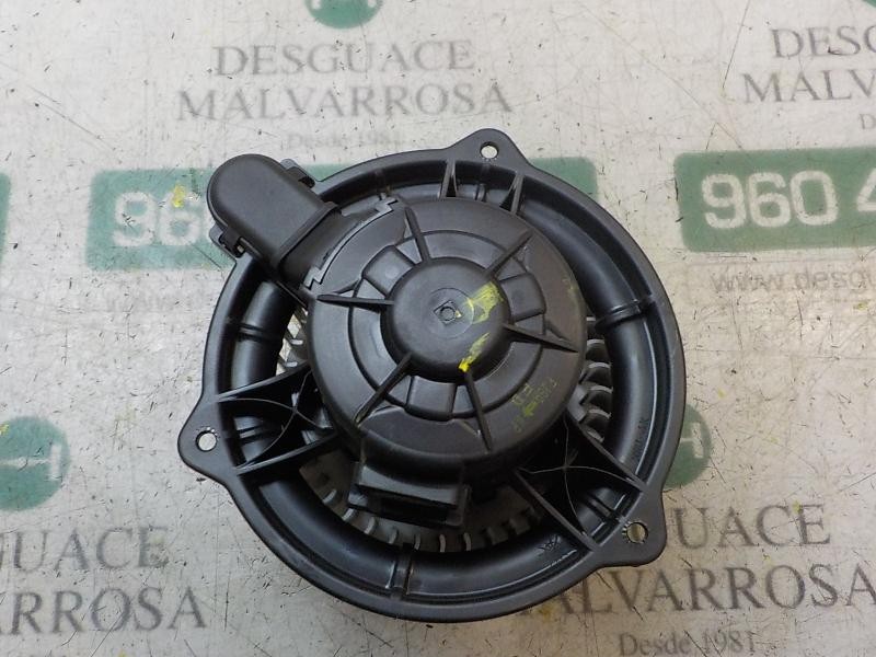 Recambio de motor calefaccion para kia cee´´d emotion referencia OEM IAM 971131H000  