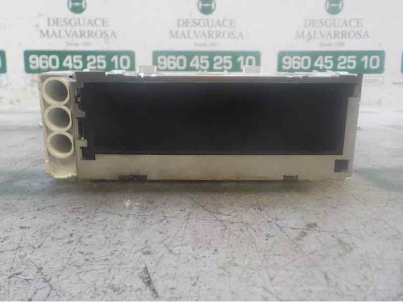 Recambio de pantalla multifuncion para renault megane iii berlina 5 p 1.2 16v referencia OEM IAM   