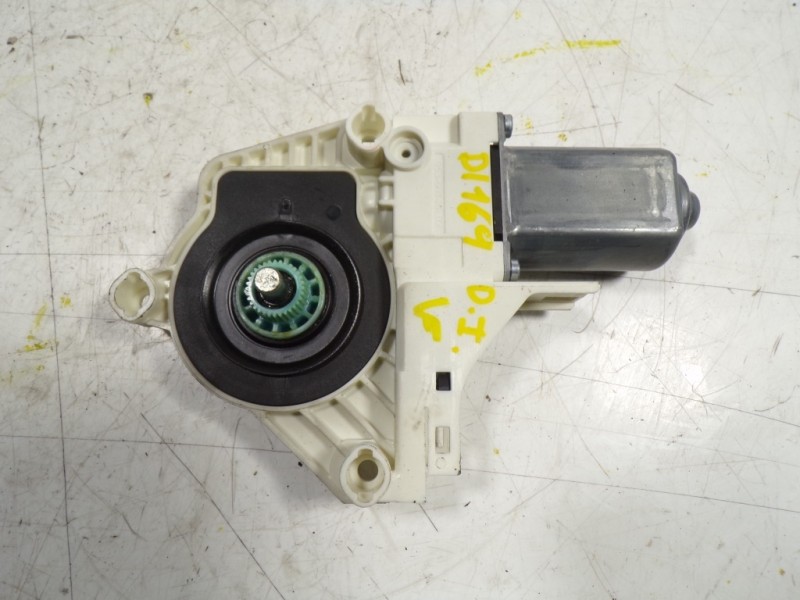 Recambio de motor elevalunas delantero izquierdo para audi a1 (8x) 1.6 tdi referencia OEM IAM 8K0959801C 8K0959801C 
