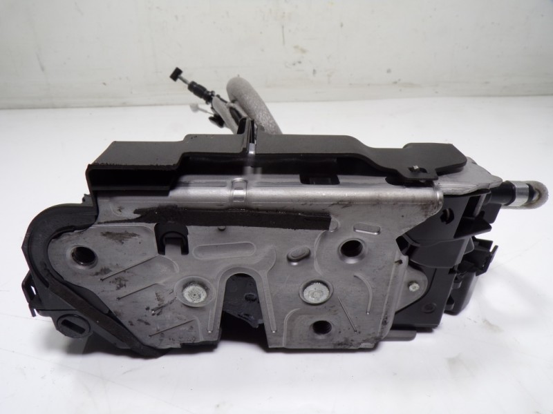 Recambio de cerradura puerta trasera derecha para cupra leon kl8 vz 2.0 tsi referencia OEM IAM 5TA839016L 5TA839016Q 