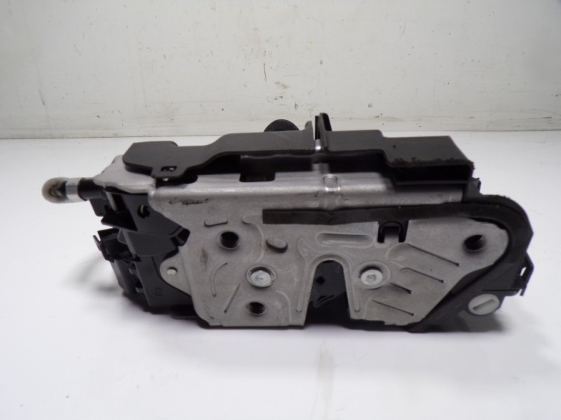 Recambio de cerradura puerta trasera izquierda para cupra leon kl8 vz 2.0 tsi referencia OEM IAM 5TA839015L 5TA839015Q 