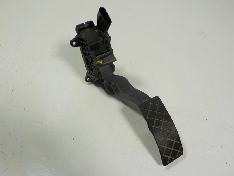 Recambio de potenciometro pedal para volkswagen polo (6c1) 1.4 tdi referencia OEM IAM 6C1721503B 6C1721503B 