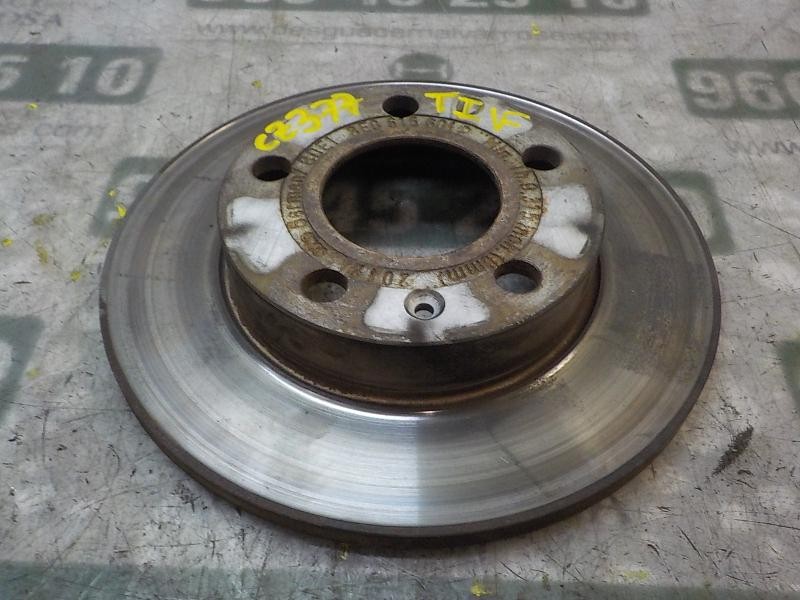 Recambio de disco freno trasero para seat exeo st (3r5)(2009>) 2.0 tdi referencia OEM IAM 8E0615601P  