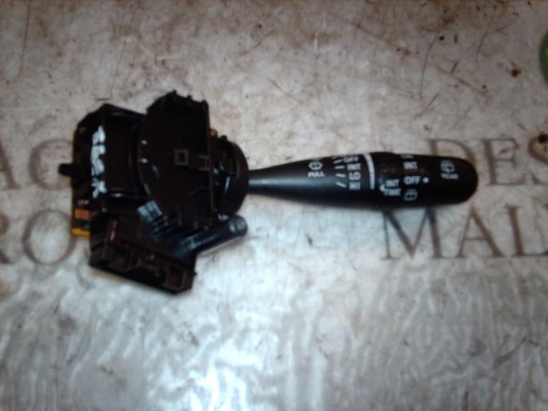 Recambio de mando limpia para toyota corolla (e12) 1.6 linea terra berlina referencia OEM IAM   