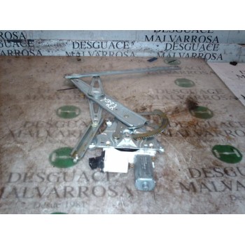 ELEVALUNAS DELANTERO DERECHO 