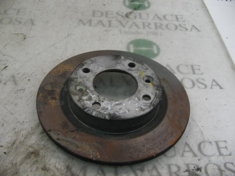 Recambio de disco freno trasero para kia carens 2.0 crdi ex monovolumen referencia OEM IAM   
