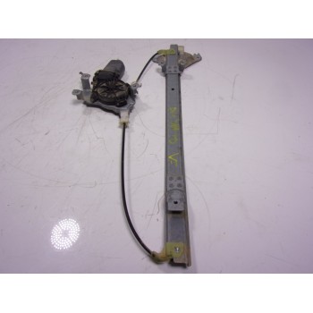 ELEVALUNAS TRASERO DERECHO 827003X30A 400926C 