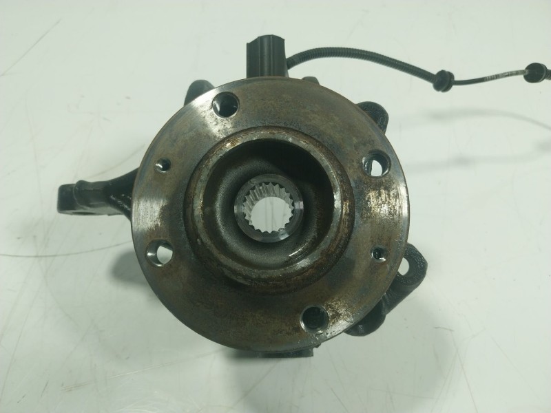 Recambio de mangueta delantera derecha para peugeot 208 i (ca_, cc_) 1.2 vti 82 referencia OEM IAM 1607557580  