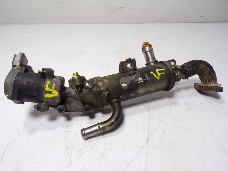 Recambio de valvula egr para land rover discovery 2.7 td v6 cat referencia OEM IAM LR004538  