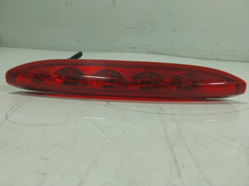 Recambio de piloto trasero central para peugeot 208 i (ca_, cc_) 1.2 vti 82 referencia OEM IAM 9674309080 9674309080 