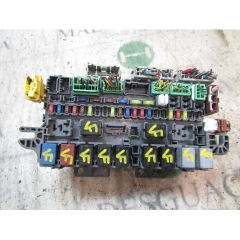 CAJA RELES / FUSIBLES 38200SAAJ01 