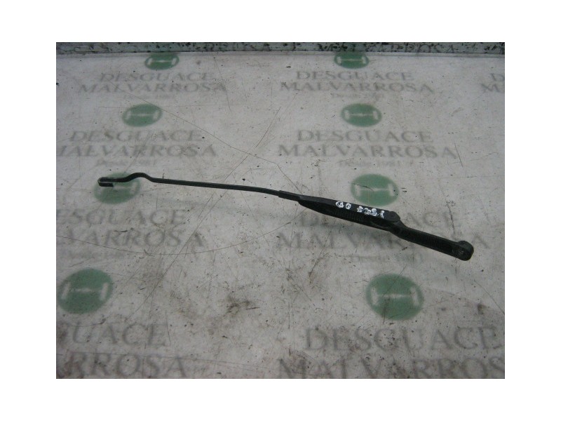 Recambio de brazo limpia delantero derecho para opel vectra b berlina cd referencia OEM IAM   