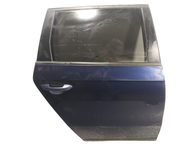 Recambio de puerta trasera derecha para volkswagen passat b7 variant (365) 1.6 tdi referencia OEM IAM   