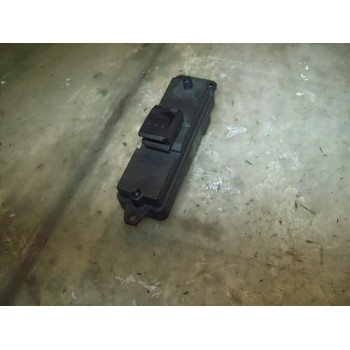 MANDO ELEVALUNAS TRASERO DERECHO 