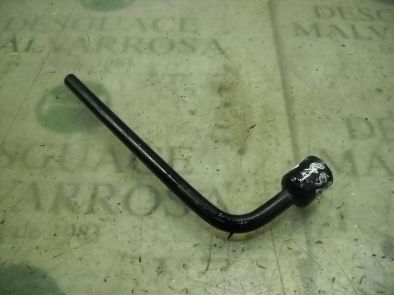 Recambio de llave rueda para renault clio ii fase ii (b/cb0) authentique referencia OEM IAM   