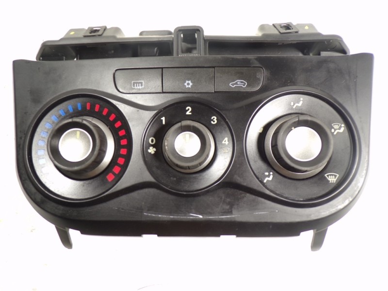 Recambio de mando calefaccion / aire acondicionado para alfa romeo mito (145) 1.4 8v cat referencia OEM IAM 77366614  