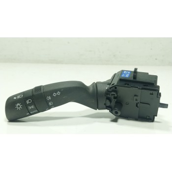 MANDO LUCES 8432902040 02D7017J910 