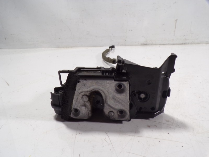 Recambio de cerradura puerta delantera derecha para renault clio iv 1.5 dci diesel fap referencia OEM IAM 805024563R 805024563R 