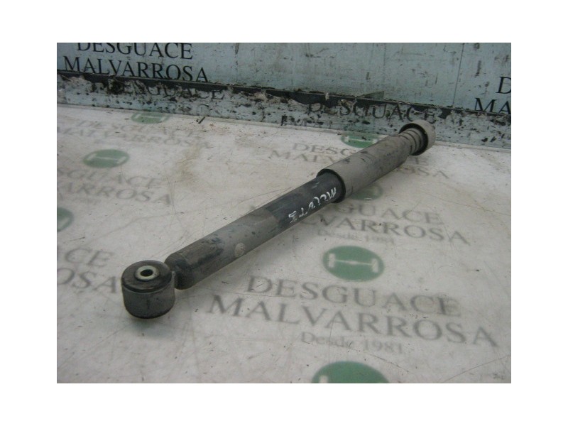 Recambio de amortiguador trasero izquierdo para renault clio ii fase i (b/cbo) 1.2 referencia OEM IAM   