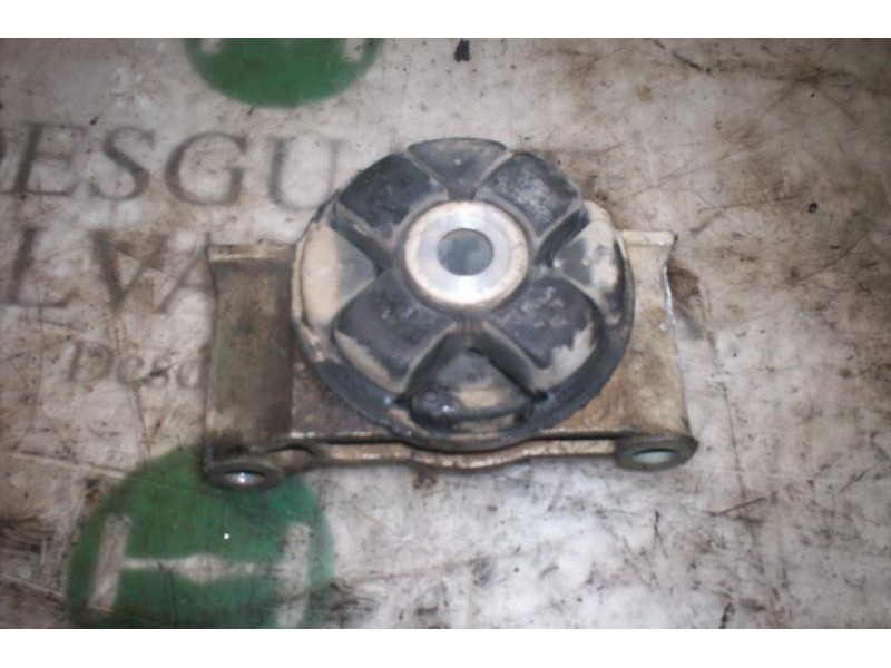 Recambio de soporte motor derecho para audi 80 avant básico berlina referencia OEM IAM   