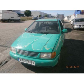 VOLKSWAGEN POLO BERLINA (6N1)