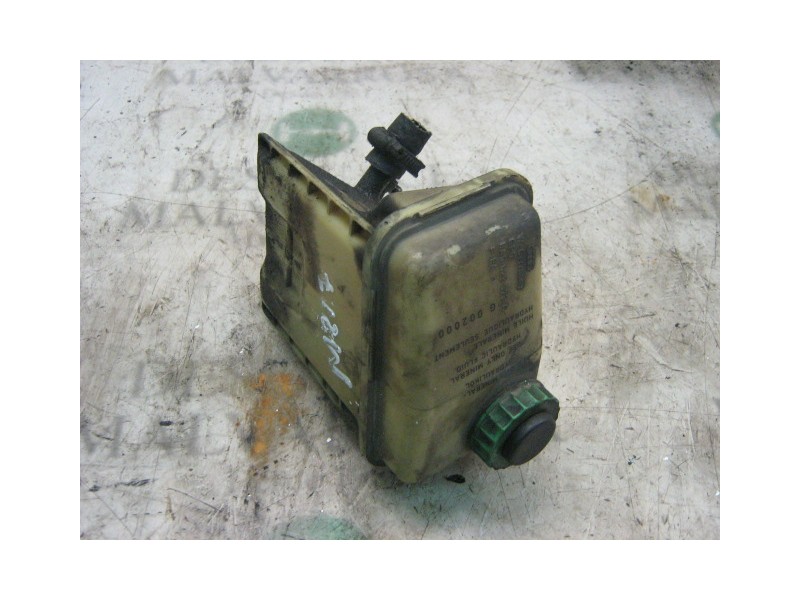 Recambio de deposito servo para audi 100 berlina (c4) sport edition referencia OEM IAM 4A0422371M  