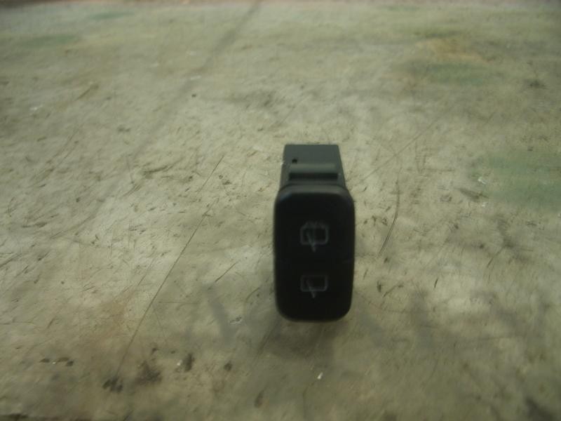 Recambio de mando limpia para kia carnival td ls referencia OEM IAM   